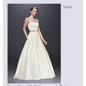 New David’s Bridal wedding dress/gown in satin